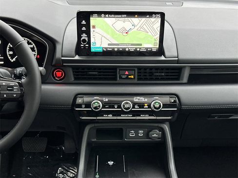 New 2025 Honda Pilot Touring image 21