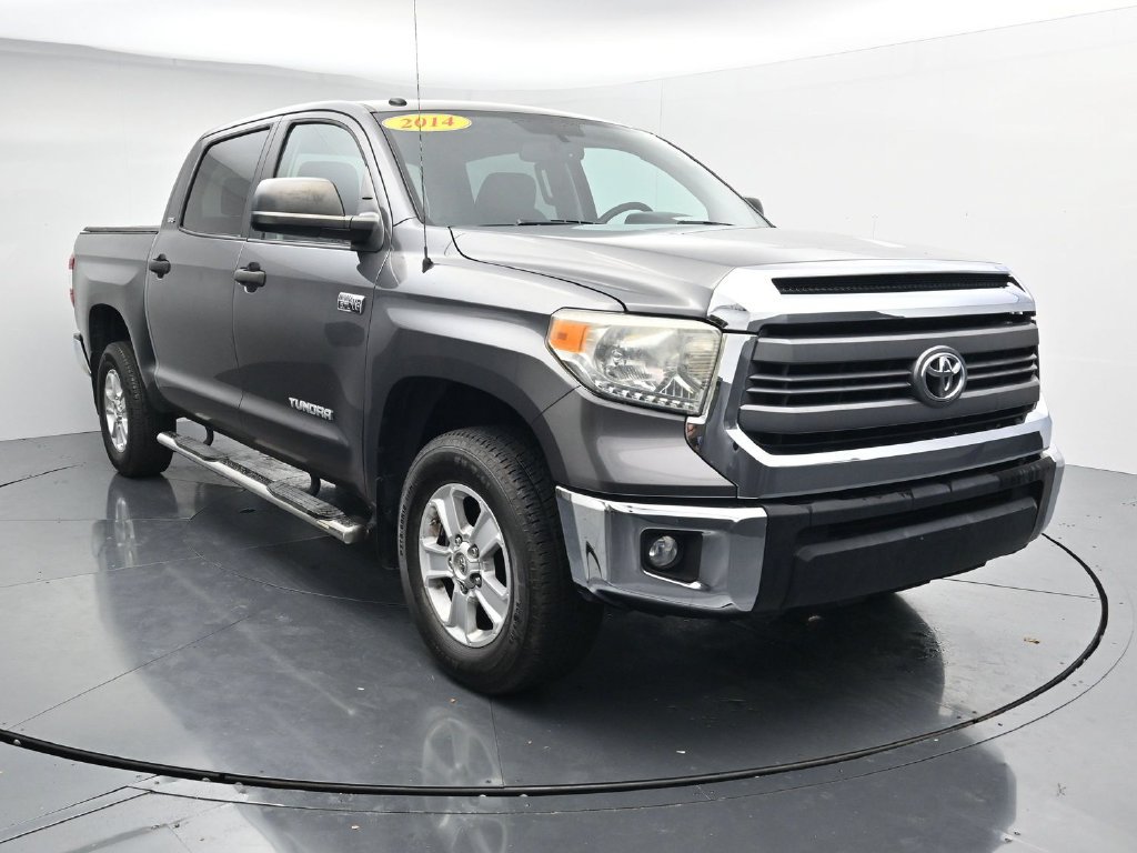 Used 2014 Toyota Tundra SR5 w/ SR5 Upgrade Package AWD/4WD image 2