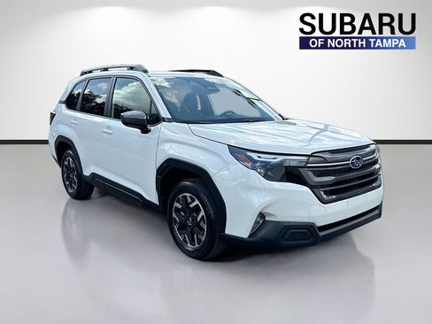 New 2026 Subaru Forester Premium AWD/4WD image 1