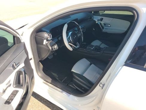 Used 2021 Mercedes-Benz A 35 AMG 4MATIC image 3