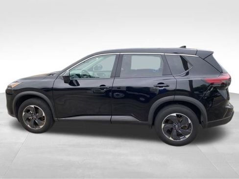 Used 2025 Nissan Rogue SV AWD/4WD image 27