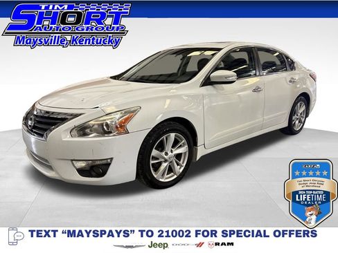 Used 2015 Nissan Altima 2.5 SV w/ Convenience Package FWD image 1