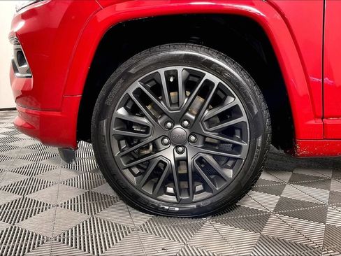 Used 2023 Jeep Compass Limited AWD/4WD image 12