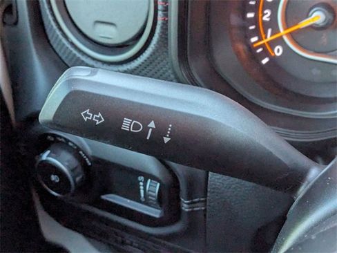 Used 2024 Jeep Wrangler Rubicon w/ Technology Group image 24