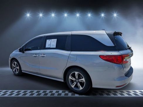 Used 2018 Honda Odyssey Touring image 4