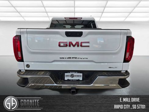 Used 2024 GMC Sierra 1500 SLT AWD/4WD image 5