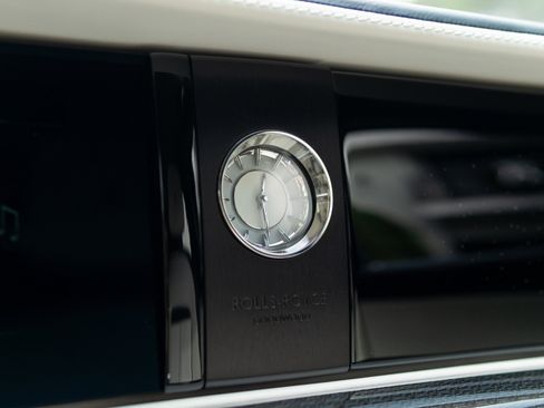 Used 2023 Rolls-Royce Ghost Black Badge w/ Black Badge Ghost Package AWD/4WD image 41