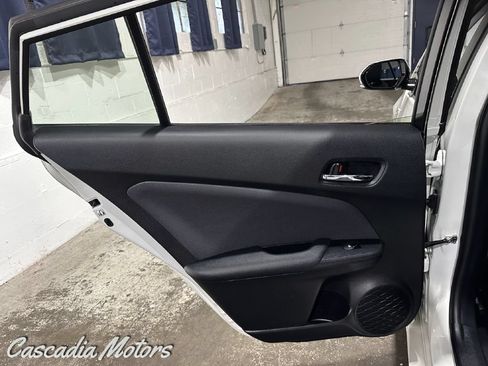Used 2017 Toyota Prius Prime Premium FWD image 21