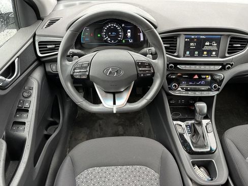 Used 2019 Hyundai Ioniq SEL image 12