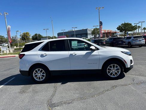 Used 2024 Chevrolet Equinox LT AWD/4WD image 6