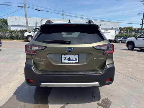 Used 2025 Subaru Outback Limited AWD/4WD image 6