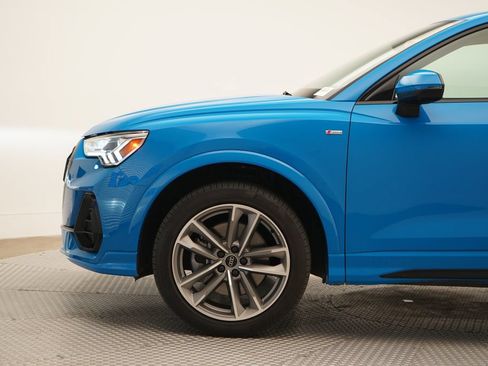 Used 2023 Audi Q3 2.0T Premium Plus w/ Premium Plus Package AWD/4WD image 2