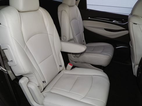 Certified 2023 Buick Enclave Essence image 24