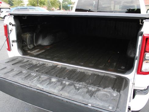 Used 2021 RAM 1500 Big Horn AWD/4WD image 14