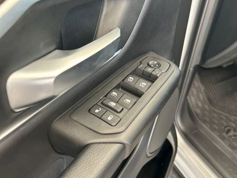 Used 2025 RAM 1500 Big Horn AWD/4WD image 40