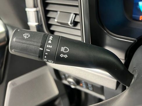 Used 2024 Ford F350 Platinum image 31