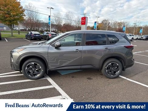 New 2026 Nissan Rogue SV w/ SV Premium Package image 4