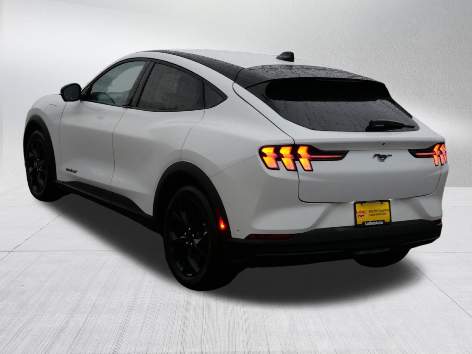 Used 2024 Ford Mustang Mach-E Select w/ Comfort Package Lite AWD/4WD image 5