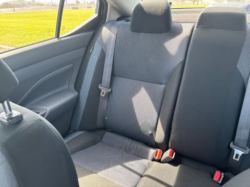 Used 2025 Nissan Versa SV FWD image 37