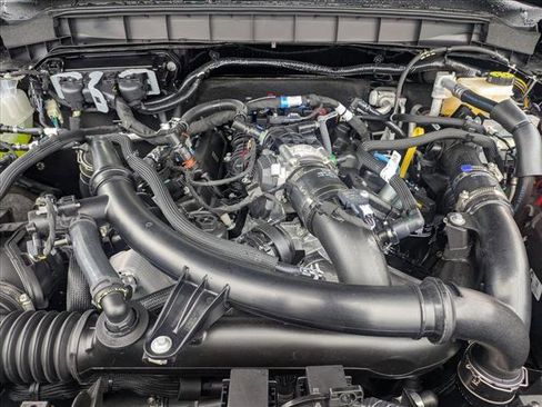 New 2026 Ford Bronco Outer Banks w/ Sasquatch Package image 17