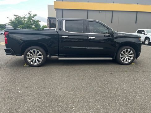 Used 2019 Chevrolet Silverado 1500 High Country w/ Trailer Camera Package AWD/4WD image 8