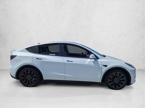 Used 2022 Tesla Model Y Performance AWD/4WD image 4