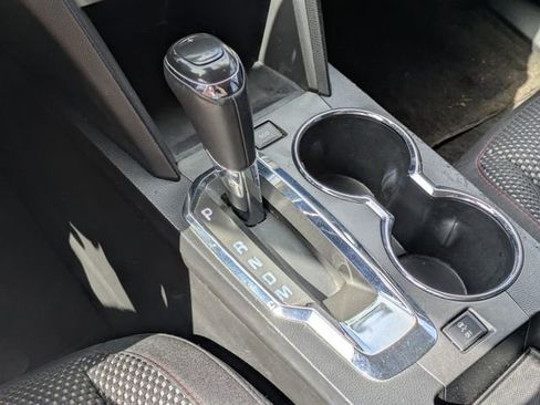 Used 2017 Chevrolet Equinox LT w/ Convenience Package image 17