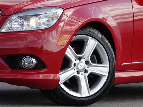 Used 2010 Mercedes-Benz C 300 Sedan image 8