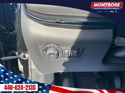 New 2026 Jeep Compass Latitude image 13