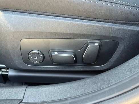 New 2026 BMW 330i Sedan w/ Premium Package RWD image 19
