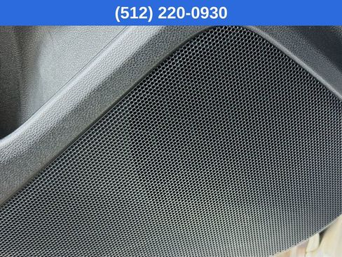 Used 2025 Subaru Crosstrek 2.0i Premium image 22