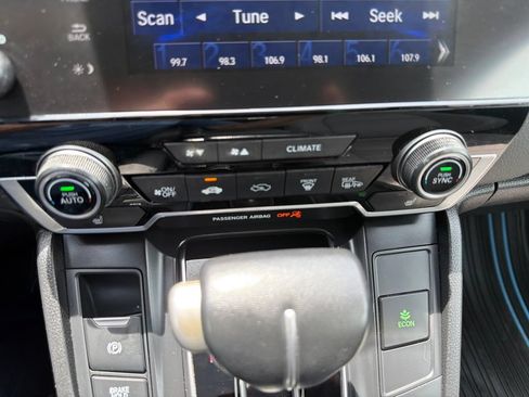 Used 2018 Honda CR-V Touring image 24