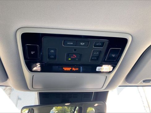 New 2026 Toyota Grand Highlander AWD Hybrid image 18