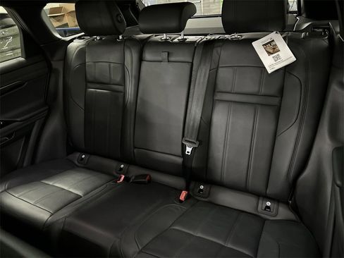 Used 2020 Land Rover Range Rover Evoque R-Dynamic S image 23