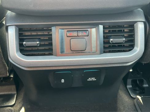Used 2023 Ford F150 Lariat w/ Equipment Group 502A High AWD/4WD image 15
