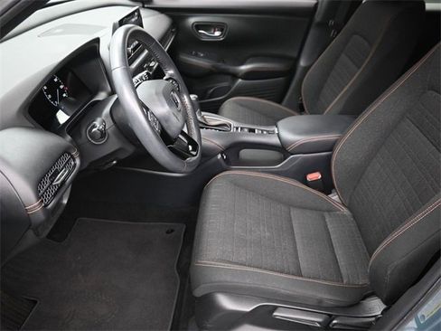 Used 2023 Honda HR-V Sport image 18