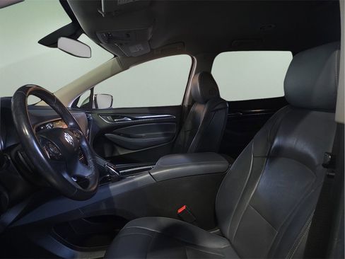 Used 2021 Buick Enclave Essence w/ Sport Touring Edition image 19