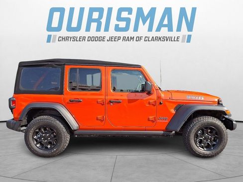 Used 2023 Jeep Wrangler Unlimited AWD/4WD image 7