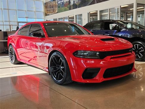 Used 2023 Dodge Charger SRT Hellcat w/ Harman/Kardon Audio Group image 2