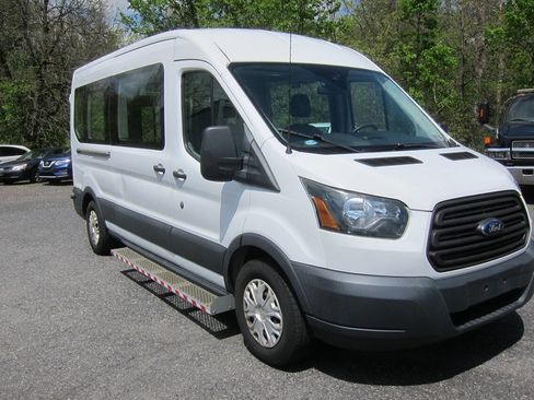 Used 2016 Ford Transit 350 XL RWD image 5