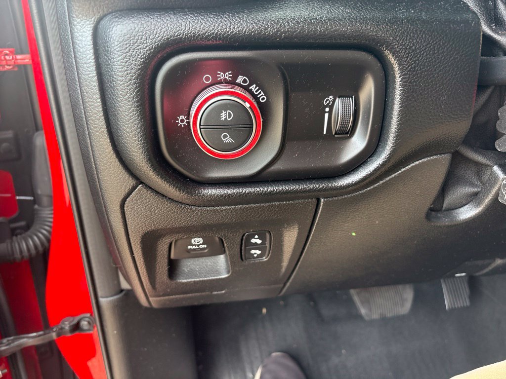 Used 2021 RAM 1500 Big Horn AWD/4WD image 25