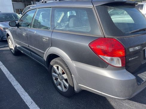Used 2009 Subaru Outback 2.5i Special Edition image 6