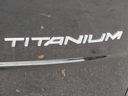 Used 2022 Ford Transit Connect Titanium w/ Trailer Tow Package image 9