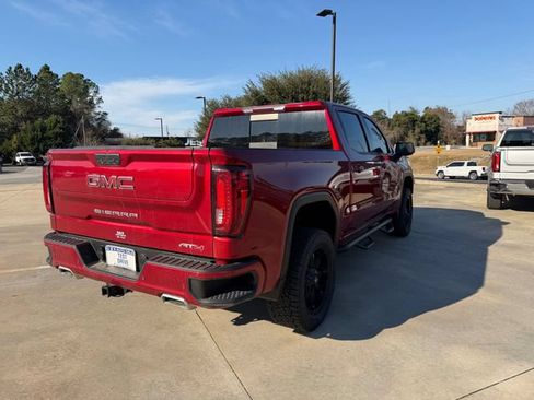 Used 2021 GMC Sierra 1500 AT4 w/ AT4 Value Package AWD/4WD image 5