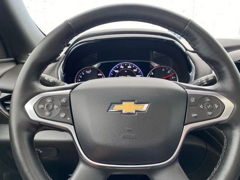 Used 2023 Chevrolet Traverse Premier AWD/4WD image 14