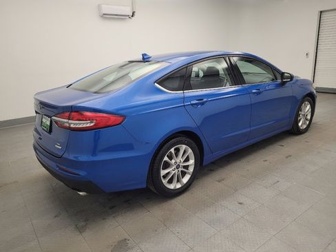 Used 2020 Ford Fusion SE image 10