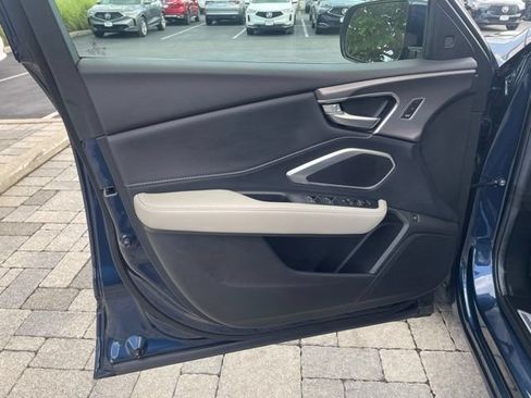 Used 2025 Acura RDX SH-AWD image 23