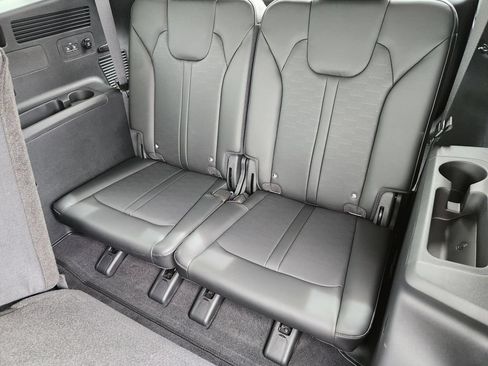 New 2026 Kia Sorento EX AWD/4WD image 10