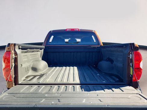 Used 2014 Toyota Tundra Platinum image 20