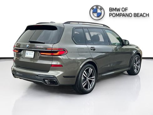 New 2026 BMW X7 M60i image 6